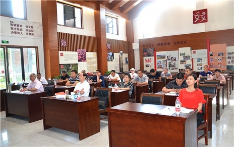 創(chuàng)新培訓(xùn)形式，學(xué)習(xí)三個(gè)精神，提升基層戰(zhàn)斗力